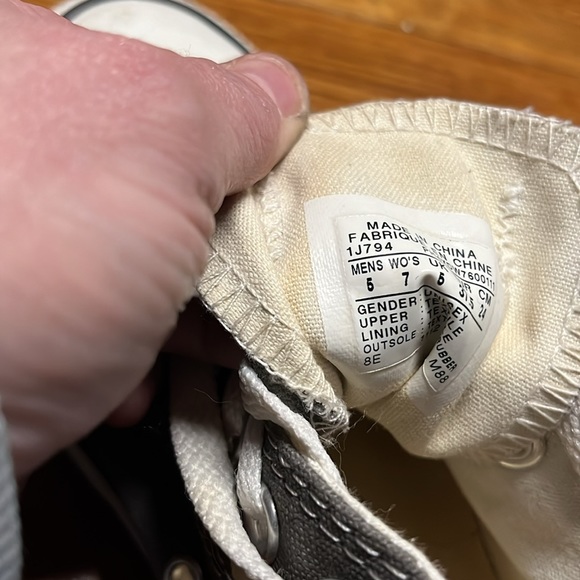 Converse All Star low tops women’s 7 gray👟♥ - Picture 4 of 6